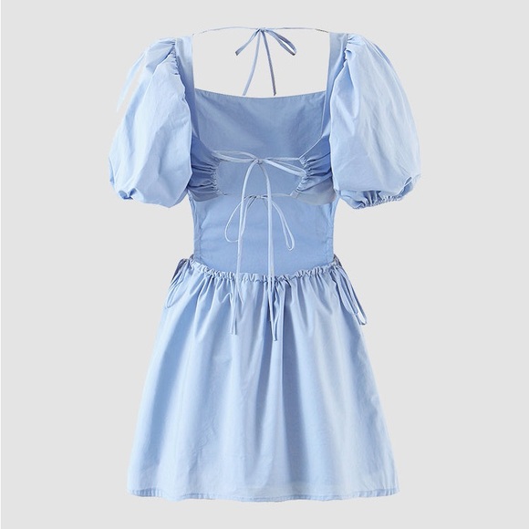 *SALE* Blue puff sleeve backless mini dress || Juicici || size small-medium - Picture 4 of 4